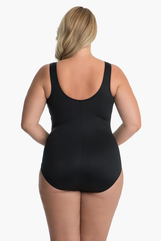 Scoop Back Plus Size Solid Sideswipe One Piece Swimsuit 