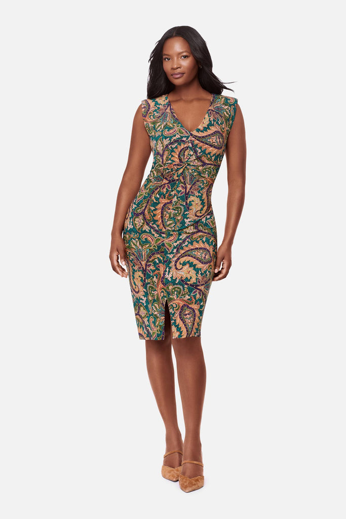 Woman wearing a multicolor paisley printed short sleeve dress