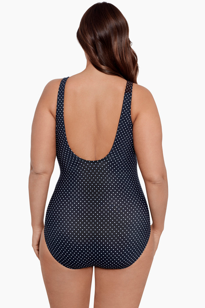scoop back Look 10 lbs. Lighter In 10 Seconds® With Miraclesuit